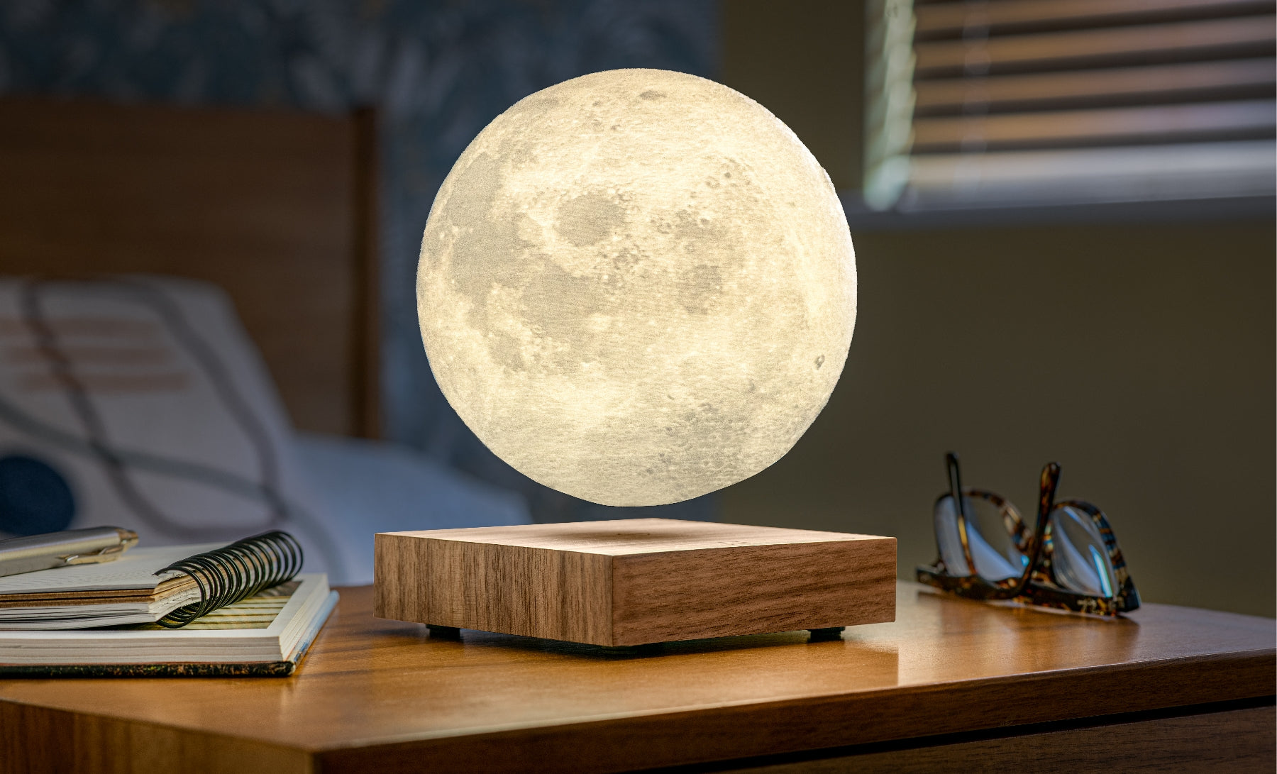 LunaFloat Levitating Moon Lamp.